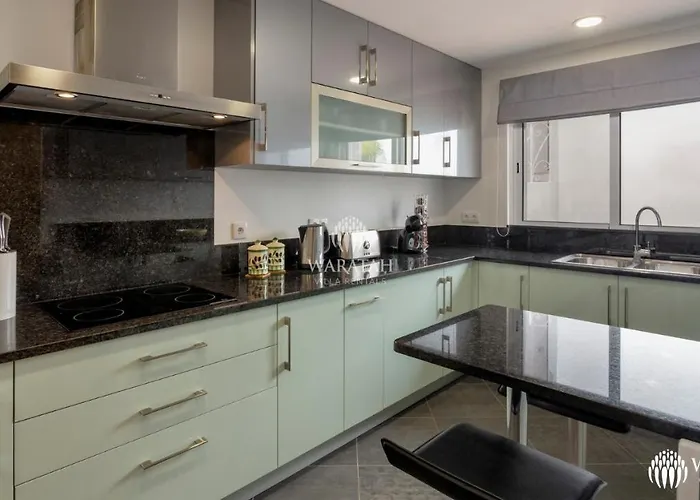 ヴィラ Townhouse Farah