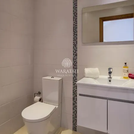 Villa Townhouse Farah *