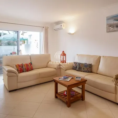 Townhouse Farah Villa Vale do Lobo