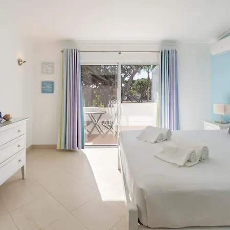 Townhouse Farah