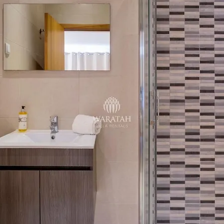 Townhouse Farah Villa *